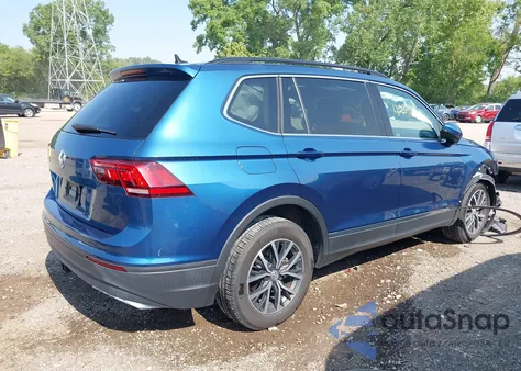 2019 Volkswagen Tiguan Se/Sel/Sel R-Line Jet-Black/Sel R-Line z USA, uszkodzony, nr VIN 3VV2B7AX4KM083120
